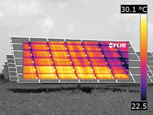 Fig 2b. These solar modules show no defects, as their temperatures   are below the maximum temperature specified by the solar panel   producer as normal for operation in sunny conditions.
