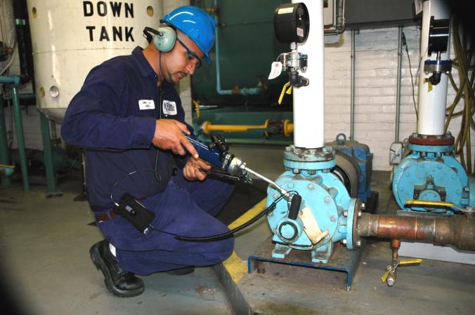 Bearing Lubrication Best Practices: What to Know and Mistakes to Avoid