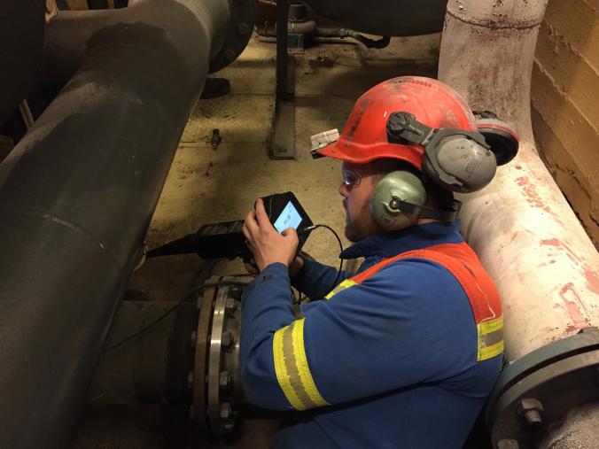 Videos: Using Ultrasound for Compressed Air Leak Detection
