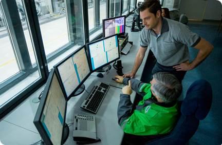 Real-Time Availability of Information Serves Both the Manager and Worker
