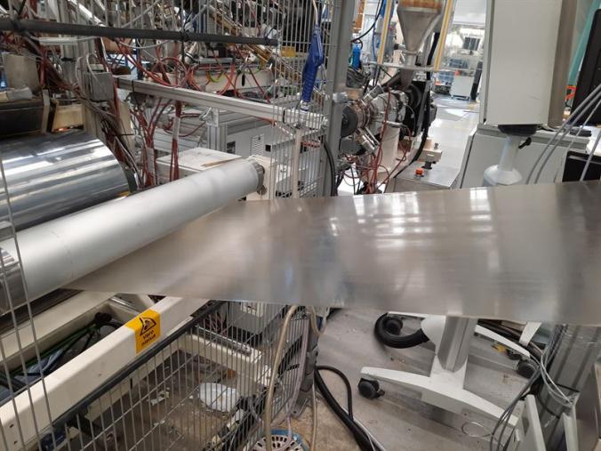 Advances in cellulose-based food packaging material move to testing phase of industrial production
