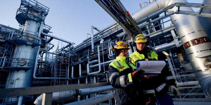 Vattenfall and Preem look into large-scale production of fossil-free hydrogen in Lysekil