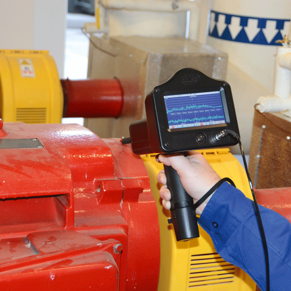 Two uses of ultrasonic sales vibrations in industry